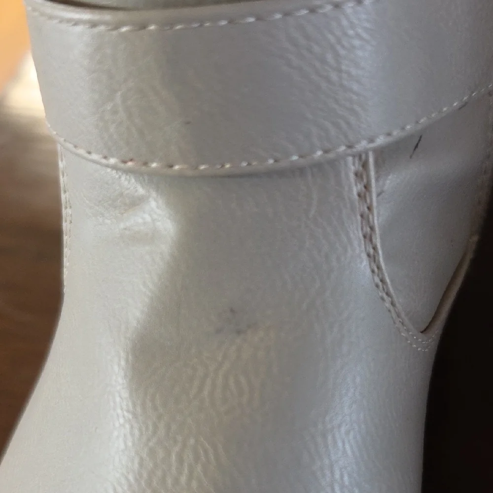 Wanted Cream Over the Knee Boots - Picture 8 of 9
